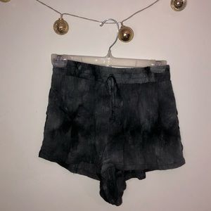 Black tie dye flowy shorts